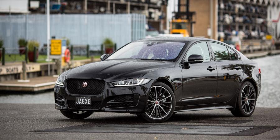  Jaguar XE 25t R-Sport 2015 года  (AU) (фото 4 из 40)